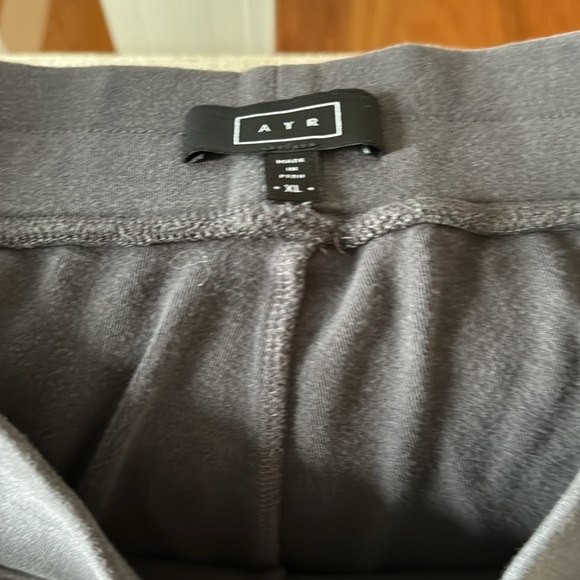 COPY - Ayr BLT sweatpants are made of a max-comfy, super luxe French loopback t… - Picture 2 of 2
